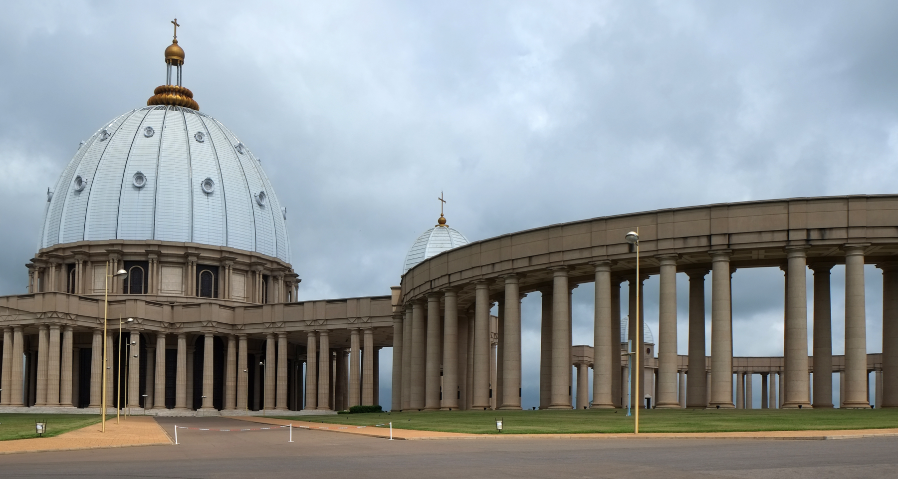 Yamoussoukro basilic in Bouaké Ivory Coast